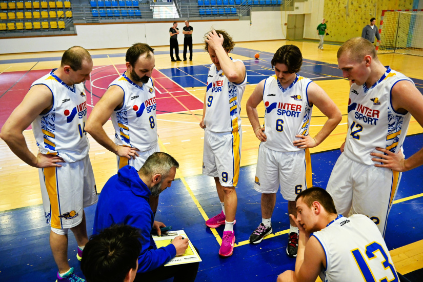 1. BK Humenné - Ravens Košice 97:46, 2. liga muži
