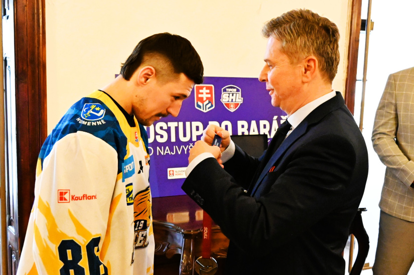 Strieborné medaily pre HC 19 Humenné / TIPOS SHL 2025-26