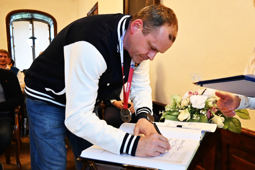 Strieborné medaily pre HC 19 Humenné / TIPOS SHL 2025-26