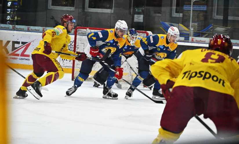 HC 19 Humenné - Trenčín 4:7