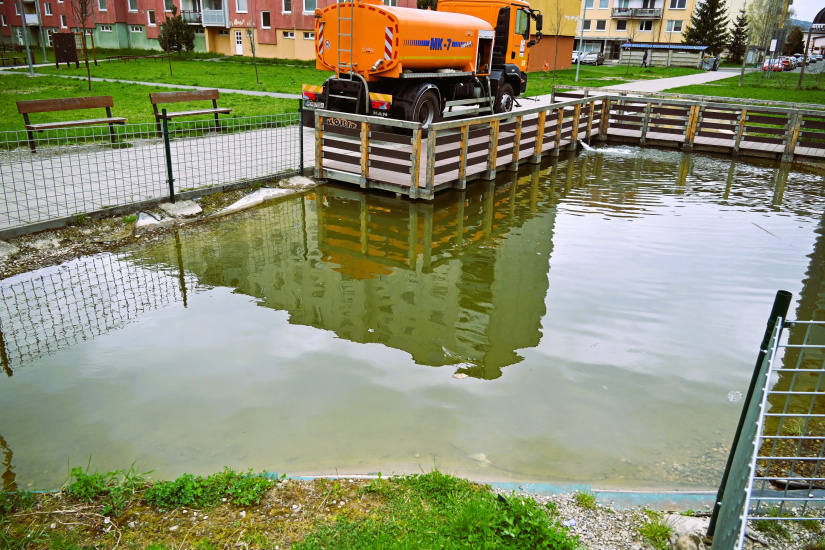 Jarné dopĺňanie vody / 21 000 litrov