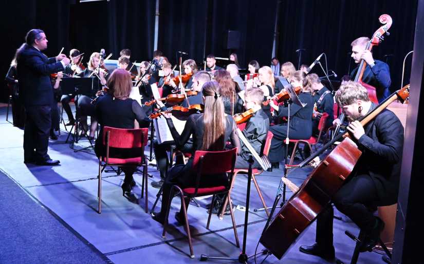 Orchester ZUŠ P. Breinera oslávil 10 rokov