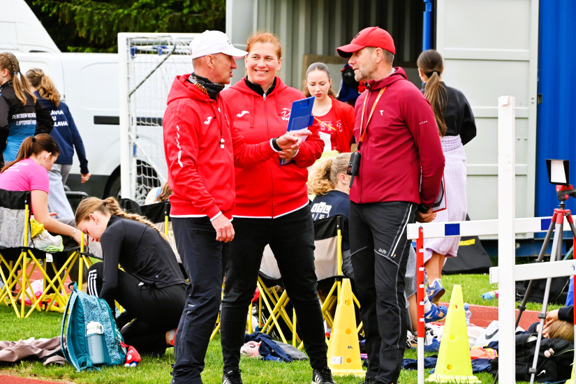 1. kolo Dorasteneckej ligy v atletike / Mestský atletický štadión