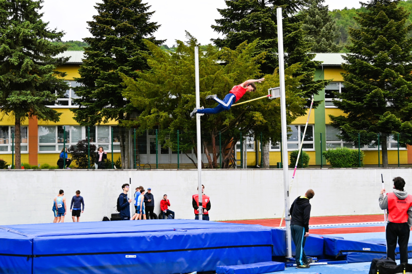 1. kolo Dorasteneckej ligy v atletike / Mestský atletický štadión