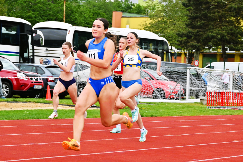 1. kolo Dorasteneckej ligy v atletike / Mestský atletický štadión
