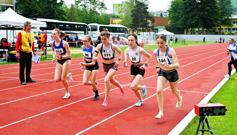 1. kolo Dorasteneckej ligy v atletike / Mestský atletický štadión