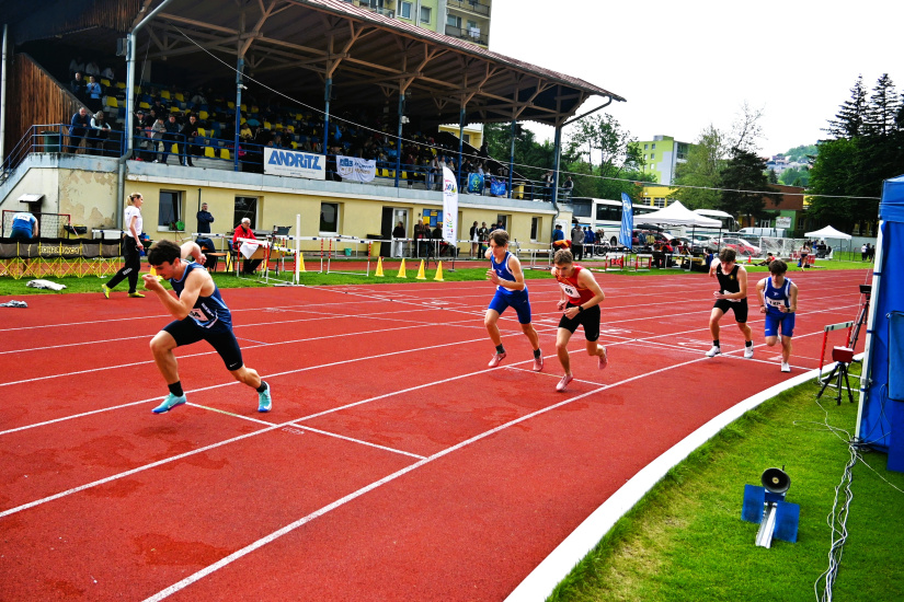 1. kolo Dorasteneckej ligy v atletike / Mestský atletický štadión