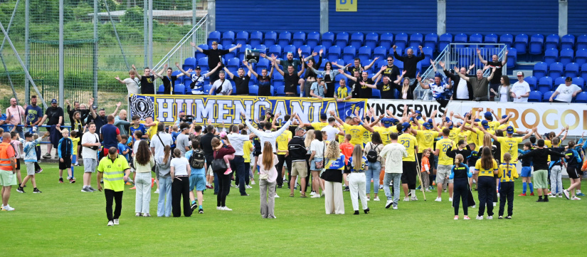 Dekorácia víťaza 3. ligy - FK Humenné