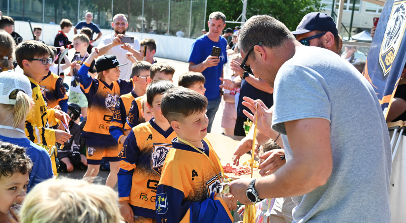 TATRAHAUS CUP 2026 / hokejbal