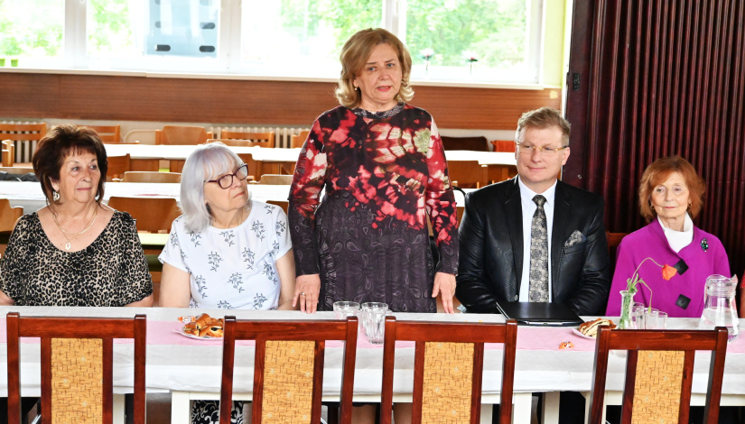 Seniorky DC Laborecká uháčkovali fusáčiky