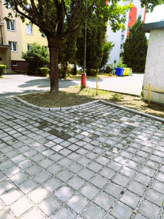Medzigarážové priestory / po novom ekologické