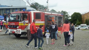 Deti si mohli obzrieť aj hasičské auto