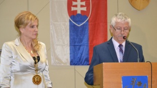 Za poslancov prečítal sľub Ing. Juraj Vaňo