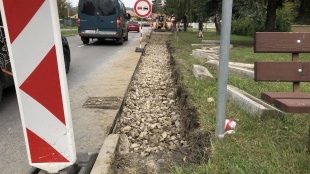 Odbočovací pruh Komenského – Mierová