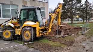 Havária potrubia na Laboreckej ulici
