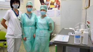 V humenskej nemocnici začali s vakcináciou