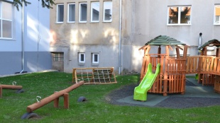 Detské ihrisko v areáli ZŠ Jána Švermu