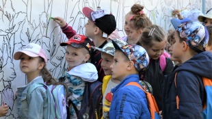 Vymaľuj si s nami kvetinovú omaľovánku