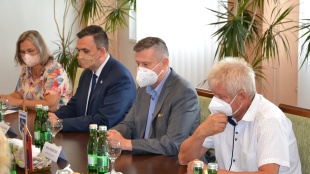 Ján Budaj, mInister životného prostredia, sa zaujímal o zber bioodpadu v Humennom