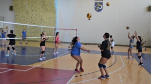 Mestské športové dni - volejbal dievčatá