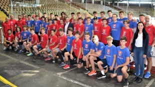 Hokejisti SR U-16 v Humennom