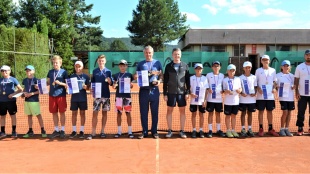 M-SR družstiev mladších žiakov v tenise - v Humennom - finalisti