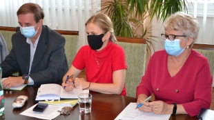 Marián Balko (CVČ Dúha), Ivana Jenčíková a Valéria Kurťáková