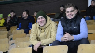 Humenné - Brezno 4:1. Adam (vľavo) vyhral televízor