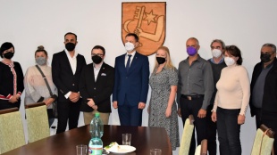 Predseda vlády Eduard Heger v Humennom