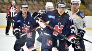 HC 19 Humenné - Modré krídla Slovan 1:0. Matej Farkaš