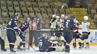 HC 19 Humenné - Modré krídla Slovan 1:0.