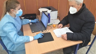 Veľkokapacitné očkovacie centrum (Obchodná akadémia) 5.12.2021