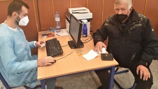 Veľkokapacitné očkovacie centrum (Obchodná akadémia) 5.12.2021