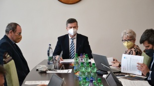 Štefan Bukovčík, primátor mesta Miloš Meričko, Valéria Kurťáková a Peter Pipák