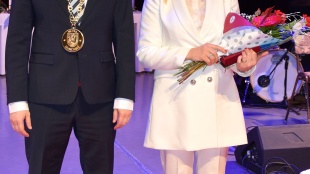 Miloš Meričko a Jarmila Cirbusová (vychovávateľka ZŠ Dargovských hrdinov)