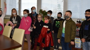 Štvrtáci navštívili primátora mesta Miloša Merička