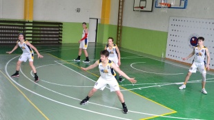 1. BK Humenné - L. Mikuláš 54:53 (juniori) - zónová obrana
