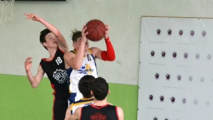 1. BK Humenné - L. Mikuláš 54:53 (juniori)