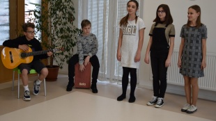 Kultúrny program v podaní žiakov zo ZŠ Jána Švermu