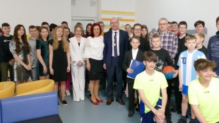 Základná škola Pugačevova oslavuje, spomína a motivuje