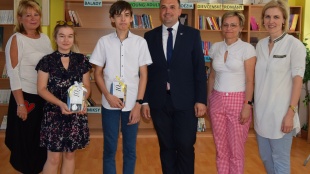 Oceňovanie žiakov ZŠ s prospechom "výborný" - ZŠ Kudlovská