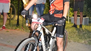 Nočná cyklistická časovka na Hubkovej