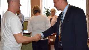 Členovia mestskej volebnej komisie zložili sľub