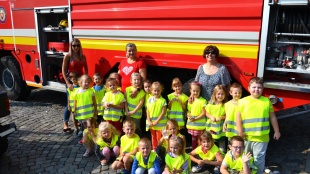 Prezentácia policajných, hasičských i záchranárskych zložiek.