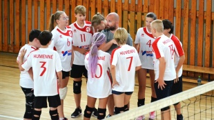 Volejbalový turnaj zmiešaných družstiev -