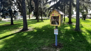 Knižné búdky - participatívny rozpočet mesta Humenné 2022 - Park Jednička