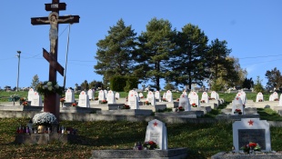 Vojenské hroby na mestskom cintoríne