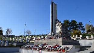Pomník "Hrdinovia Červenej armády"