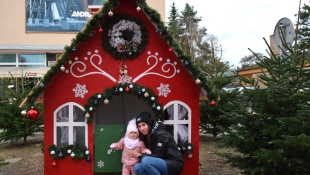 Humenčania rozsvietili prvú adventnú sviečku