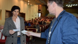 REFERENDUM: členovia i zapisovatelia zložili sľub